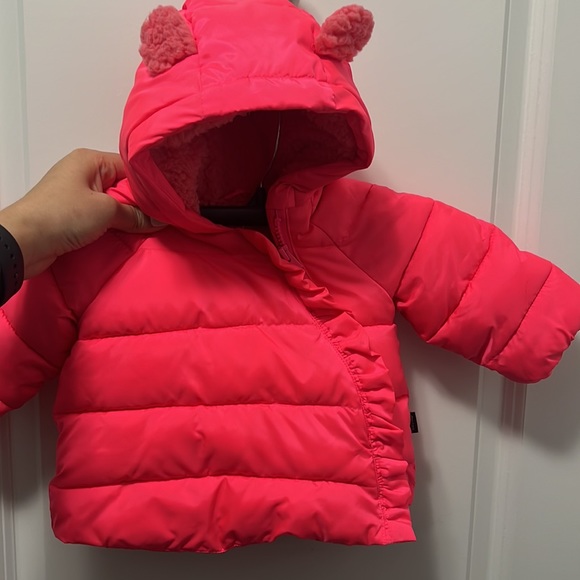Gap baby coat ,0-6 months . - Picture 3 of 4